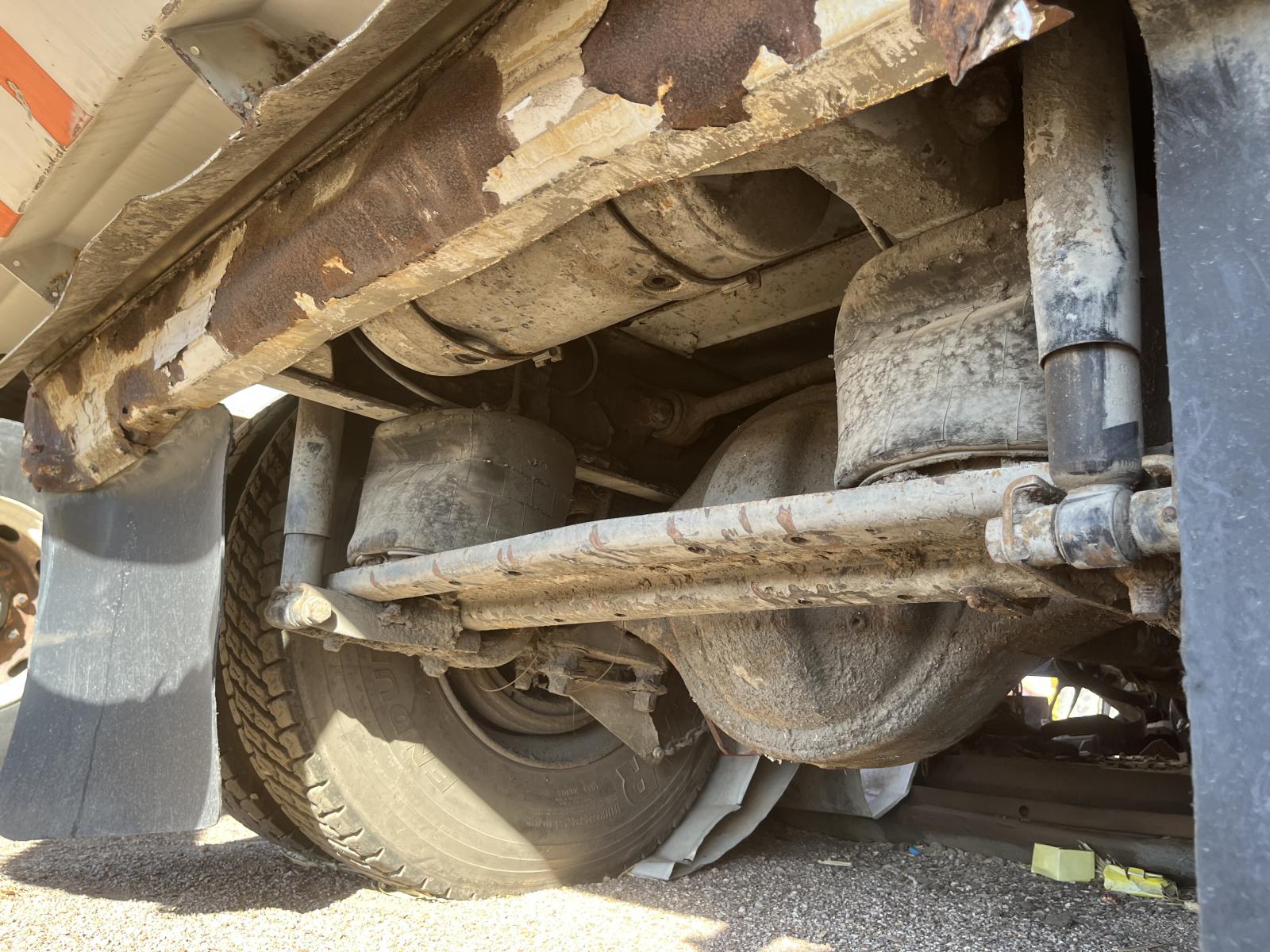 ./imagenes/INVOICE/2019/16840/CAMION BARREDORA GMC TOPKICK C7500 (13).JPG